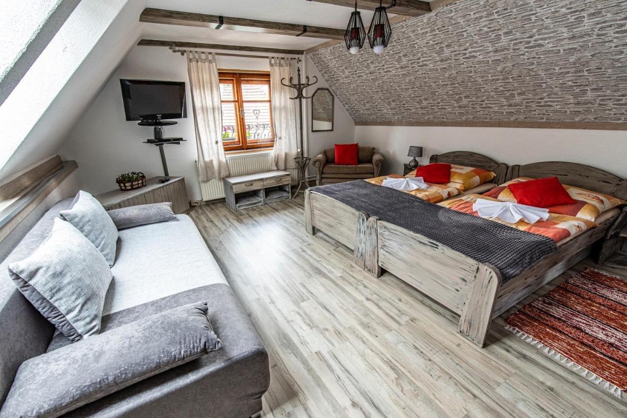 Penzion Aurel Liptovský Ján Exterior foto
