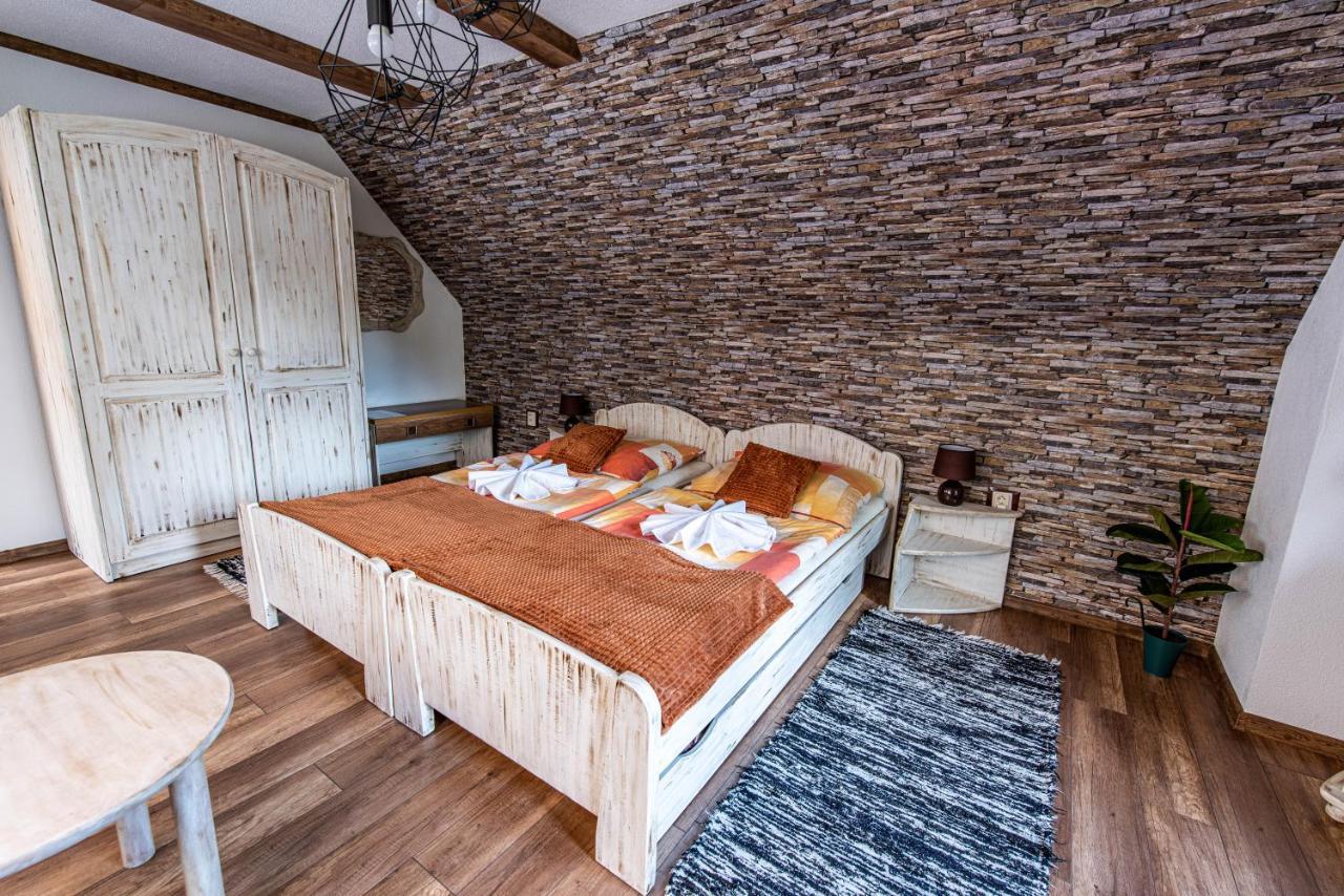 Penzion Aurel Liptovský Ján Exterior foto